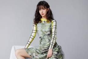 华体会登录-冰火淬锋，当莱万的神性，刺穿维京人的冰墙—2026世界杯最强之盾与最锐之矛的终极悖论