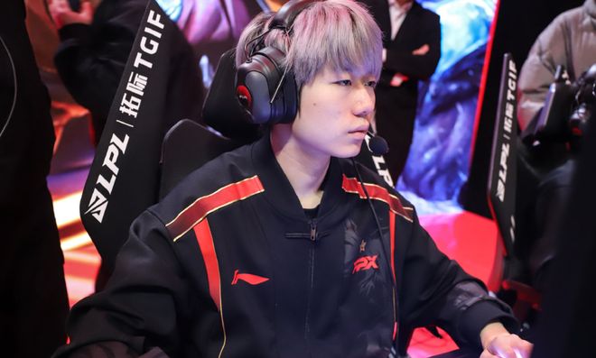 华体会app-EDG横扫FPX,Kanavi打出惊人五杀2025世界赛3:0(北京)  第2张 华体会app-EDG横扫FPX,Kanavi打出惊人五杀2025世界赛3:0(北京)  第2张