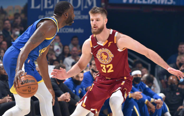 华体会体育-FNC轻取GEN,Peanut完成史诗逆转入围赛3:0(广州)  第1张 华体会体育-FNC轻取GEN,Peanut完成史诗逆转入围赛3:0(广州)  第1张